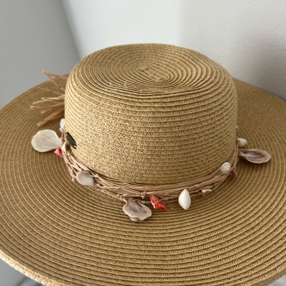 Chic Tan Straw Hat with Shell Accents